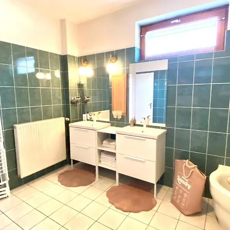 Do-ti Apartmanhaz * Balatonlelle