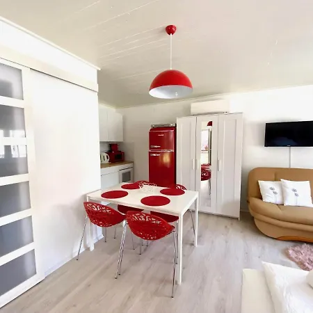 Do-ti Apartmanhaz *