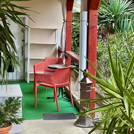 Apartament Do-ti Apartmanhaz *